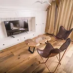 Отель Krumlovska Pohadka 5*