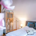 Krumlovska Pohadka Отель 5*