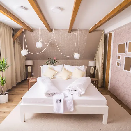 크룸로프스카 포하트카 호텔 체스키크룸로프