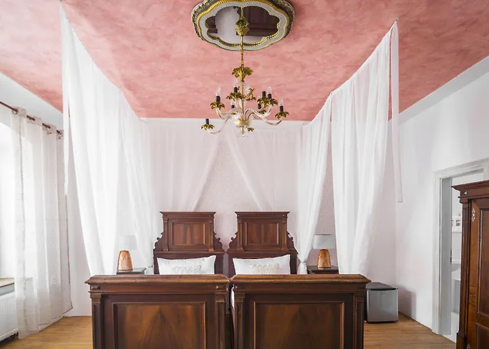 克鲁姆洛夫斯卡博达卡酒店 酒店