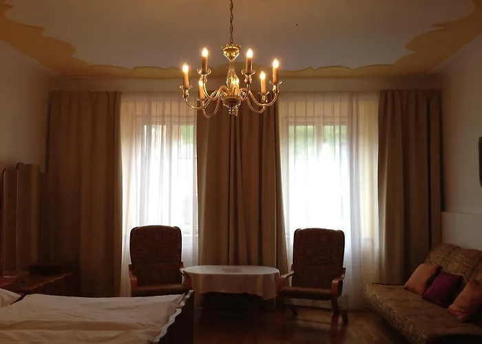 克鲁姆洛夫斯卡博达卡酒店